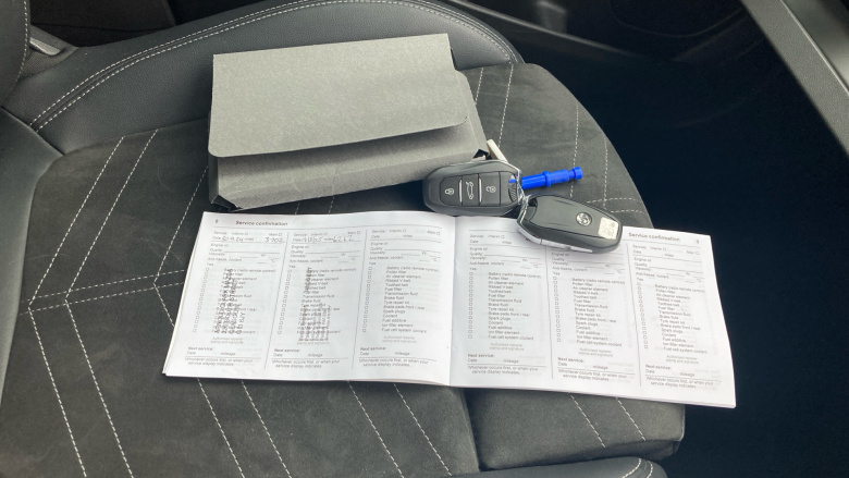 Vauxhall Grandland 1.2 Turbo Ultimate 5dr Petrol Hatchback